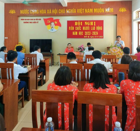Hội nghị viên chức, người lao động năm học 2023-2024.